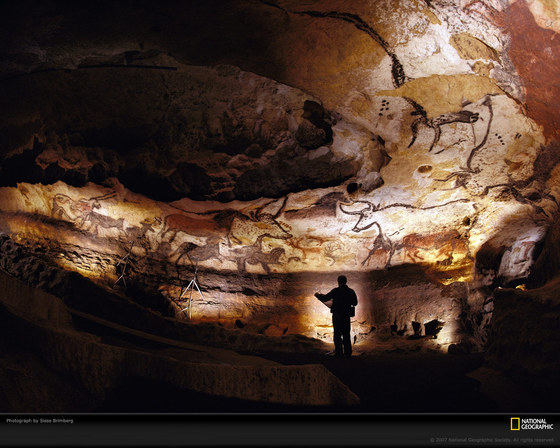 Lascaux-cave-walls-438085-xl Lascaux-cave-walls-438085-xl