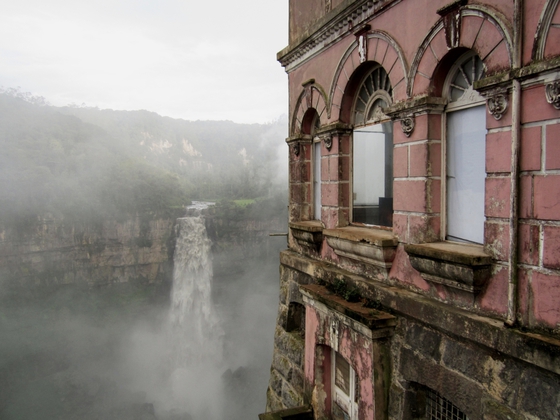 Hotel_y_Salto_del_Tequendama Hotel_y_Salto_del_Tequendama