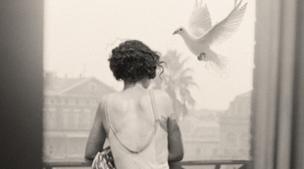 'Serie 365 días'. Las referencias al arte son constantes en estos collages de Acha-Kutscher. En esta imagen, evoca obras de grandes artistas, como Dalí.