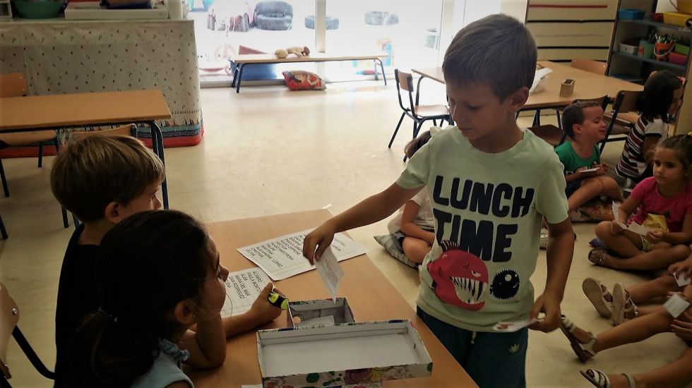 Votaciones | CARMEN CAÑABATE, Mª DEL CARMEN DÍAZ, FRANCISCA ESPINOSA