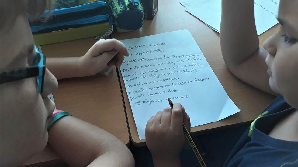 Elaboración del programa electoral | CARMEN CAÑABATE, Mª DEL CARMEN DÍAZ, FRANCISCA ESPINOSA