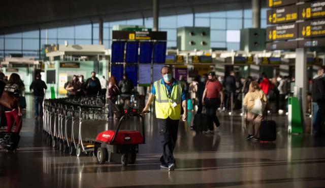 Spain tightens travel restrictions amid concerns over omicron coronavirus variant