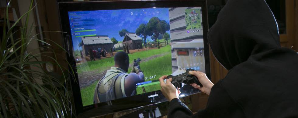 Empantallados: la “adicción sin sustancia” que empieza a los 14 años