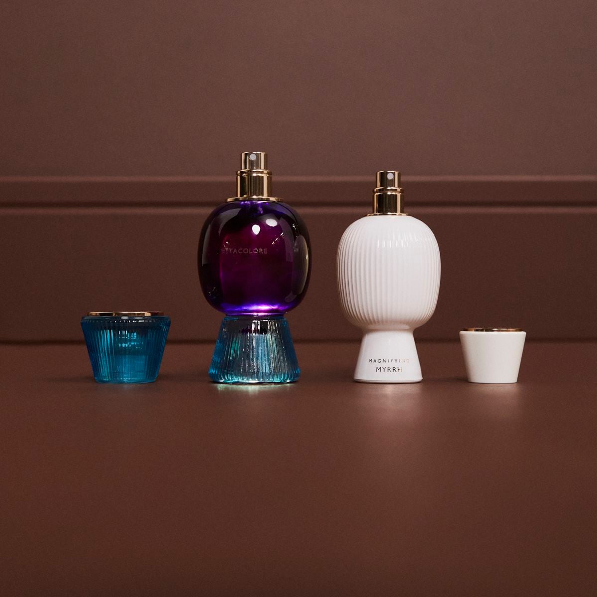 Eau de Parfum Spettacolore, que se puede combinar con Magnifying Myrrh Essence para realzar su aroma, ambos de Bulgari